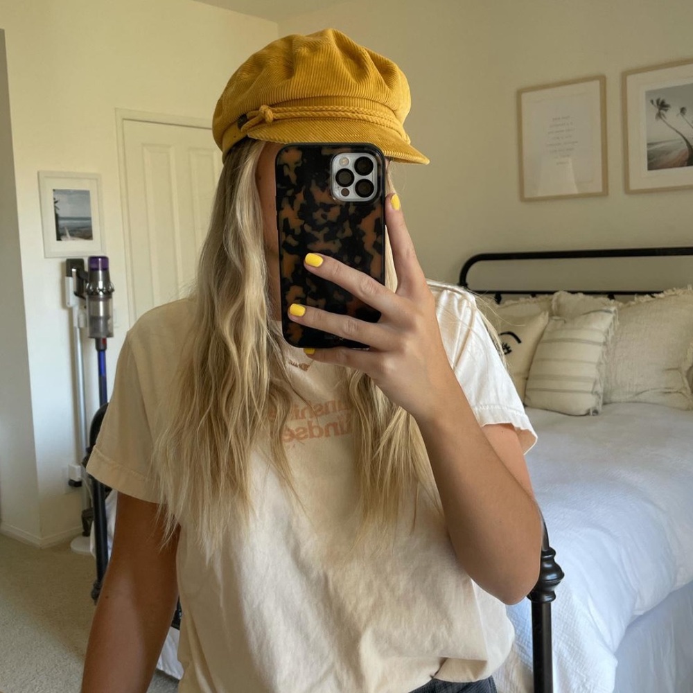 yellow/cream brixton fiddler cap